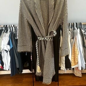 Vintage Black and White Houndstooth Women's Coat